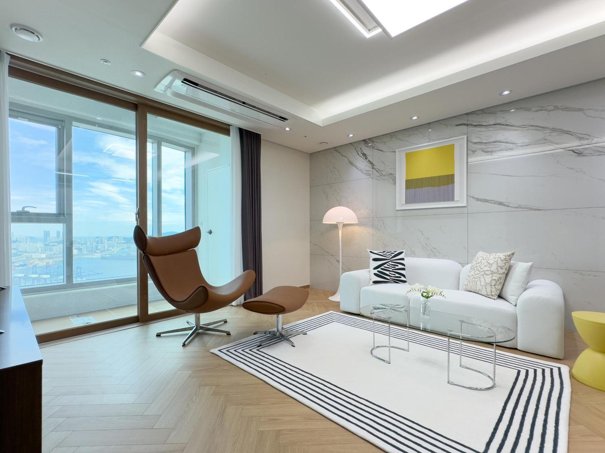 Brown Suites Busan Station Exteriör bild